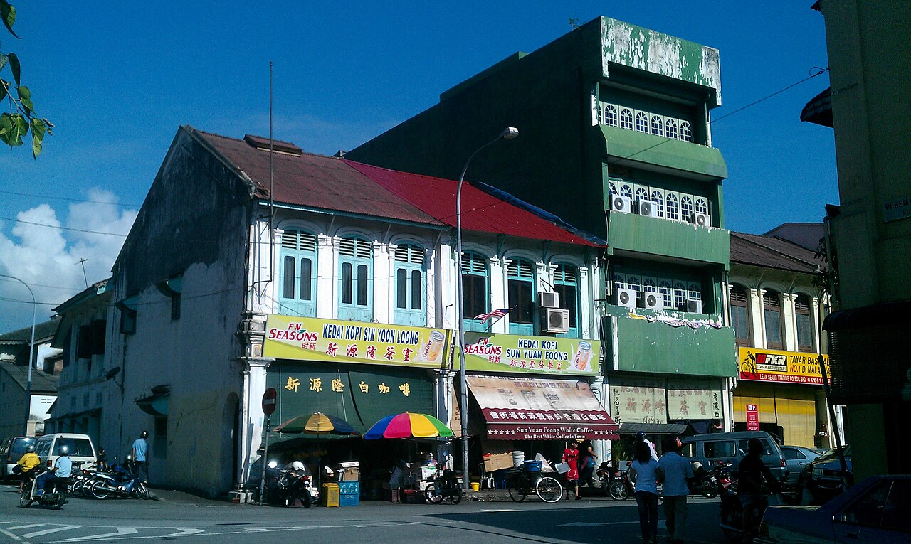 Ipoh white coffee and cafe context for Singapore to Ipoh food trip transport